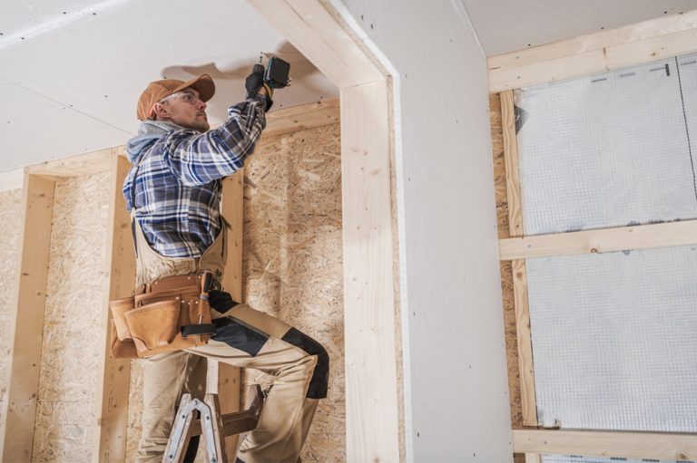 Tømrer og snedker – små og store opgaver udført professionelt